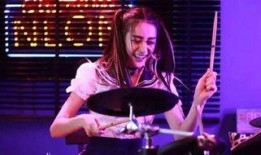 爆料 女明星 吉他视频,女明星吉他视频幕后揭秘